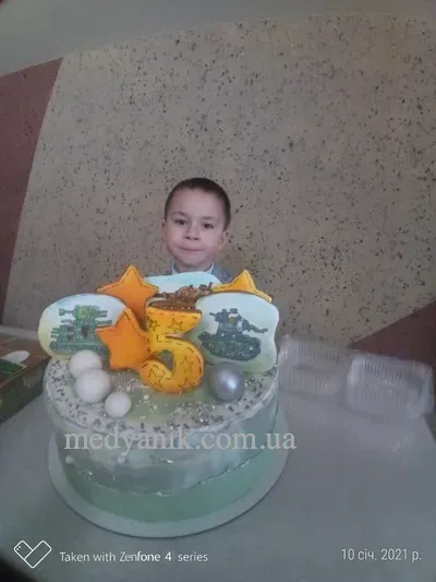 фото відгук на Пряники танк від Медяник
